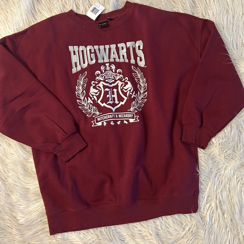 Unisex Hogwarts Maroon Sweater